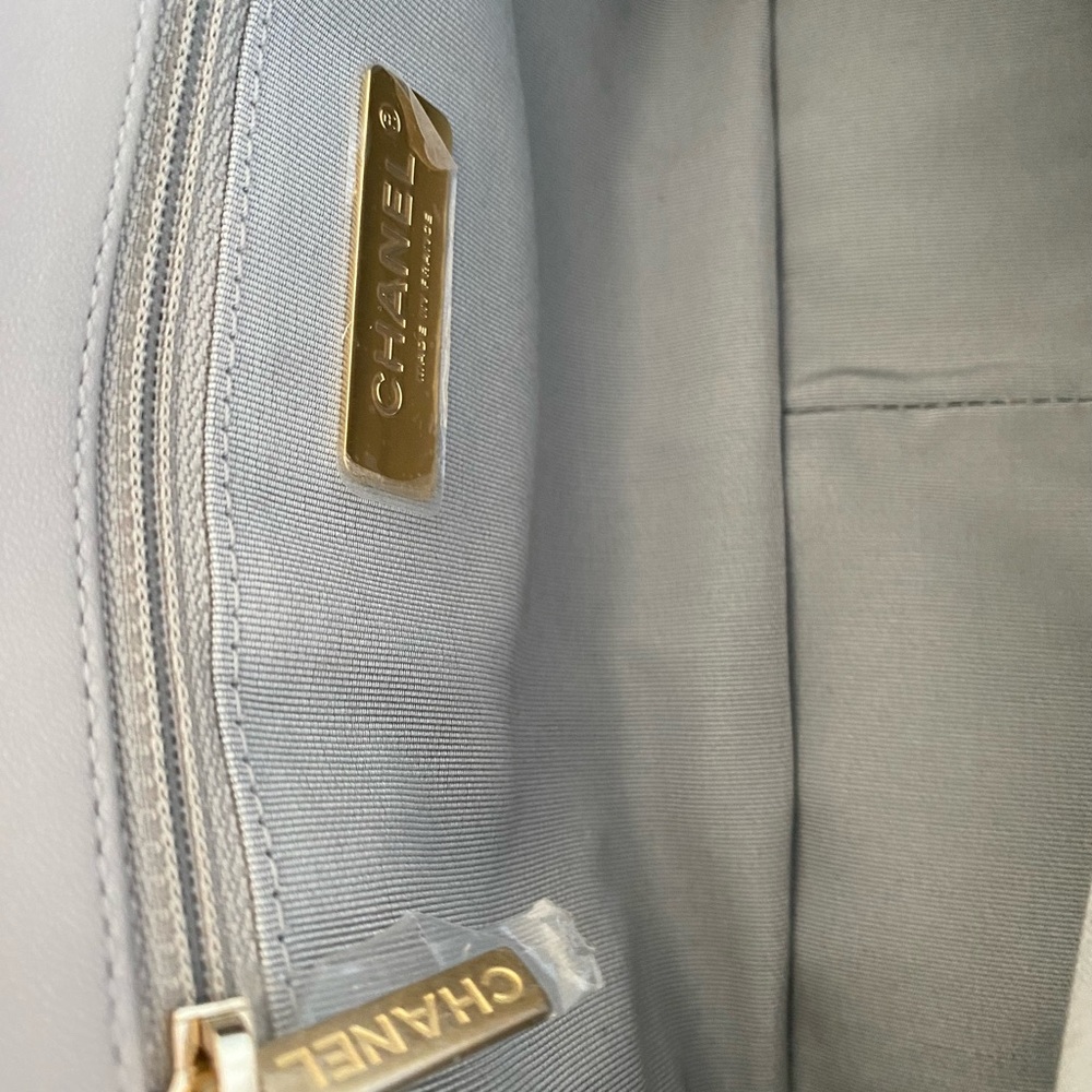 🤍Chanel19 Small grey bag🤍 - Picture 10 of 17